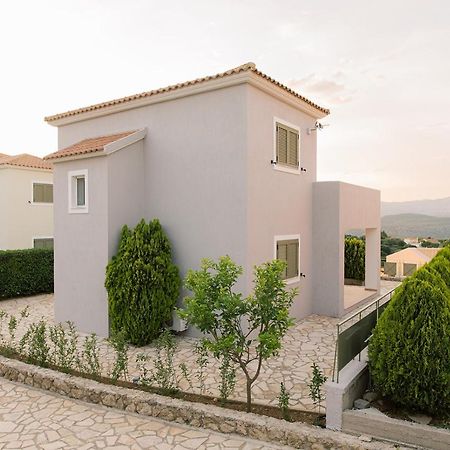 Vasilopoulos Residences - Villa Emelia With Shared Pool Argostoli  Exterior photo