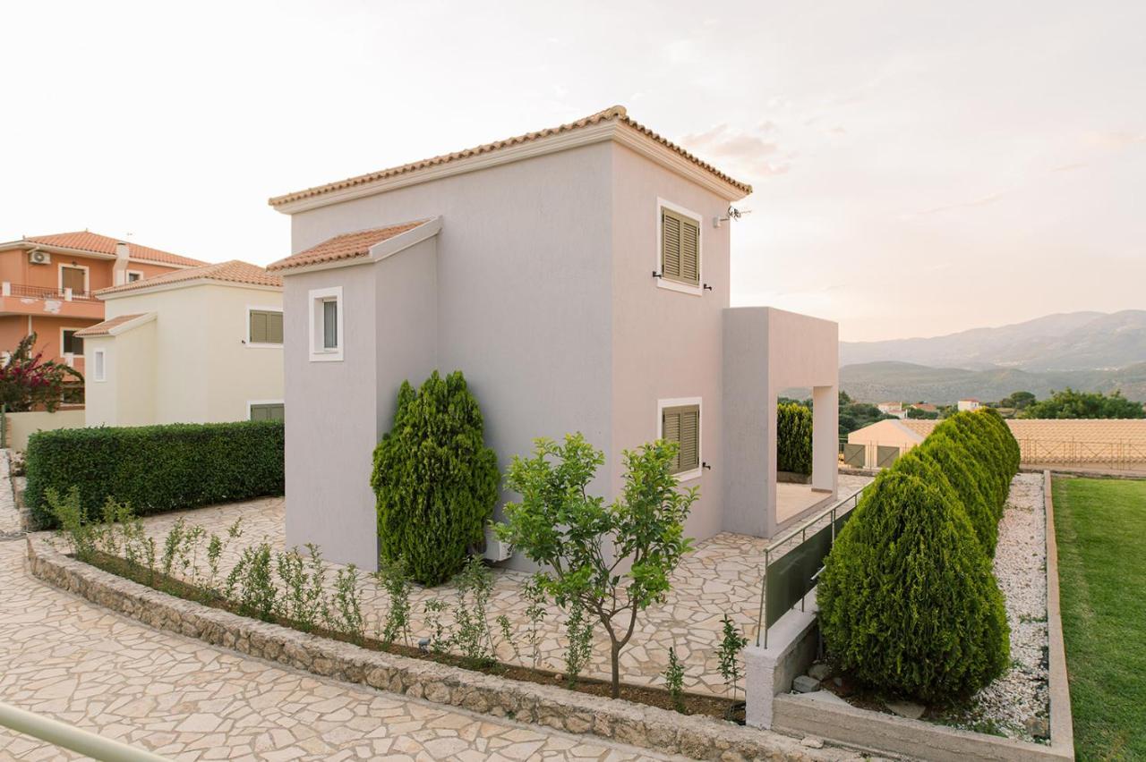 Vasilopoulos Residences - Villa Emelia With Shared Pool Argostoli  Exterior photo
