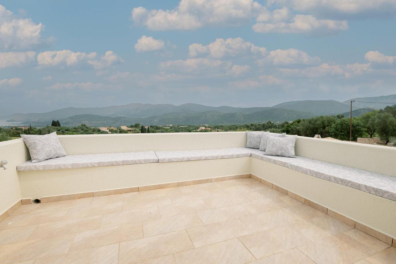 Vasilopoulos Residences - Villa Emelia With Shared Pool Argostoli  Exterior photo